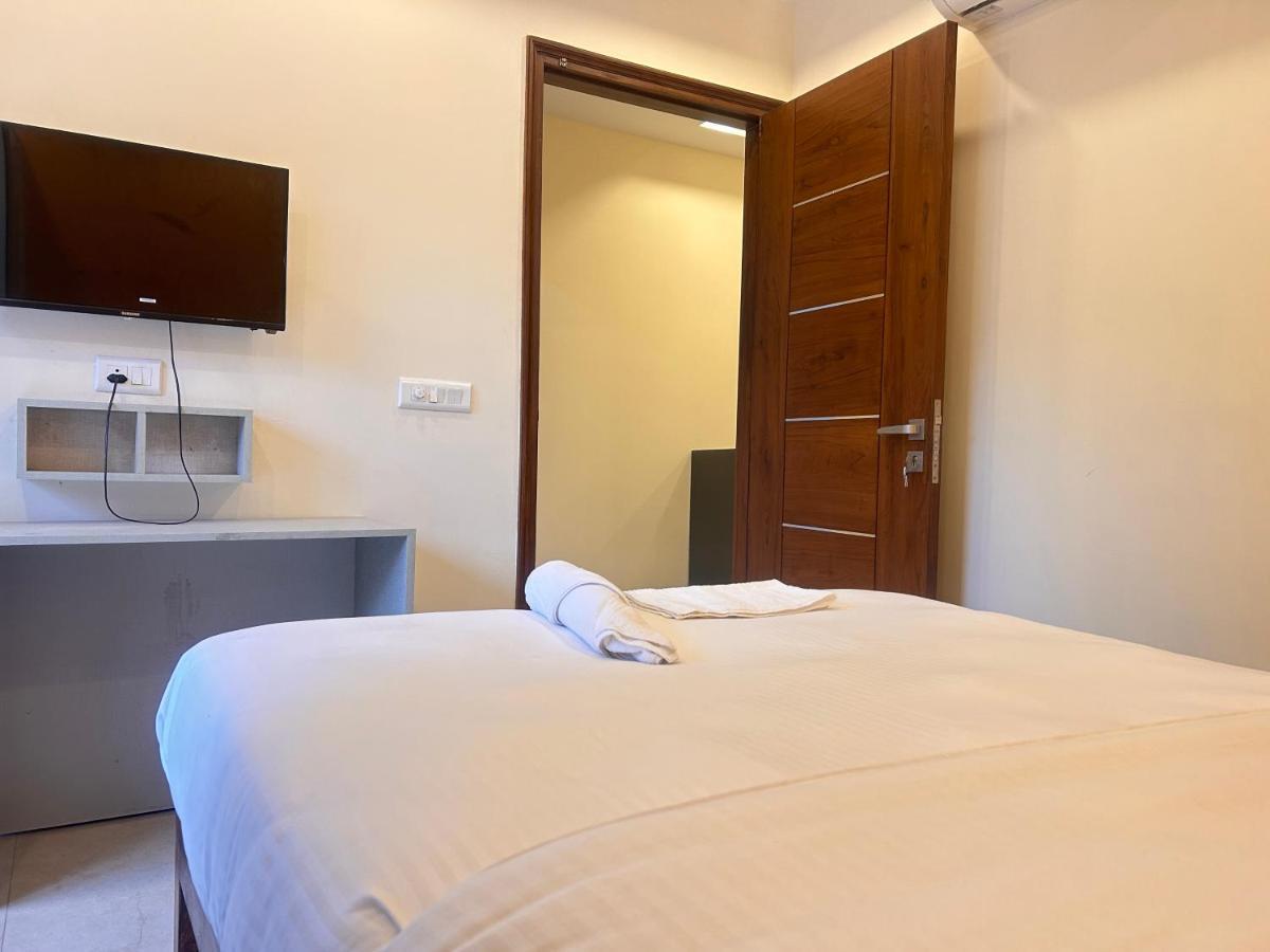 Lime Tree Service Apartment - Medanta Medicity, คูร์เคาน์ ภายนอก รูปภาพ