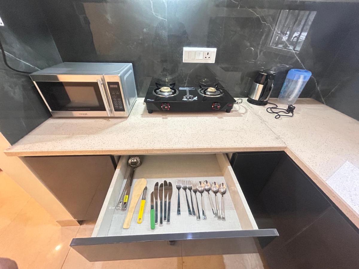 Lime Tree Service Apartment - Medanta Medicity, คูร์เคาน์ ภายนอก รูปภาพ